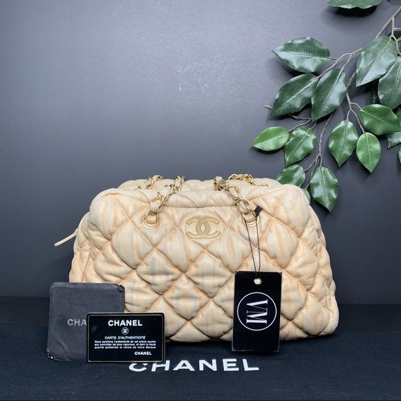 CHANEL • BUBBLE QUILT BOWLER BAG W/ CARD &DUST BAG - Picture 1 of 14